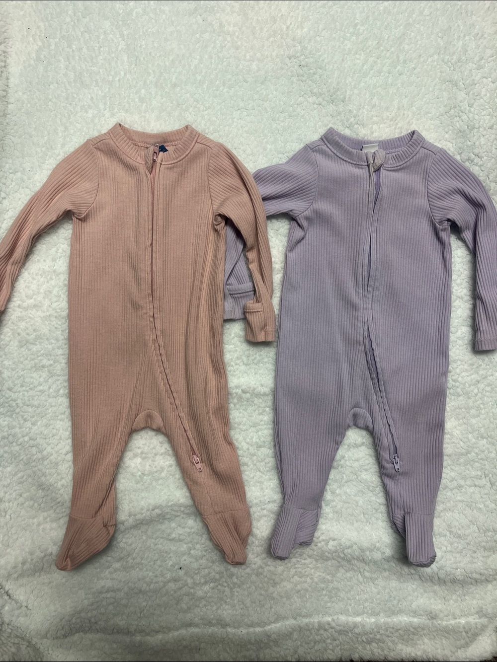 4/25$ Old Navy Ribbed Footie One-Piece in Dusty Rose and Lilac